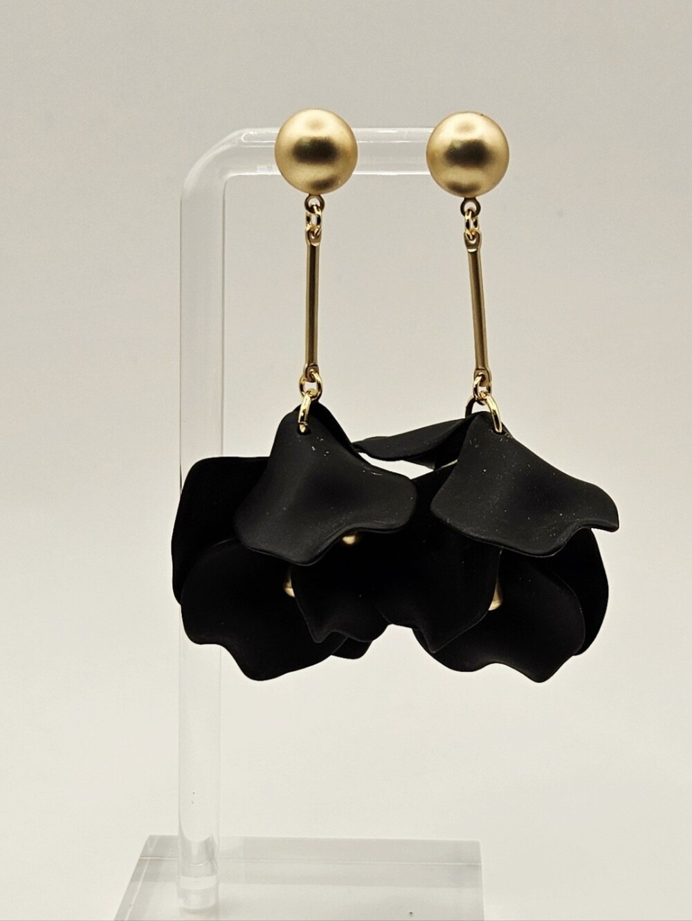 Zenzii Black Matte Flower Petal Dangle Earrings Gold Tone Post Drop Statement